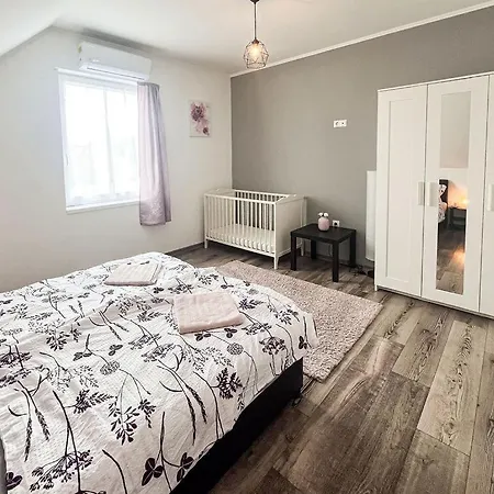 Aqua アパート Balatonföldvár